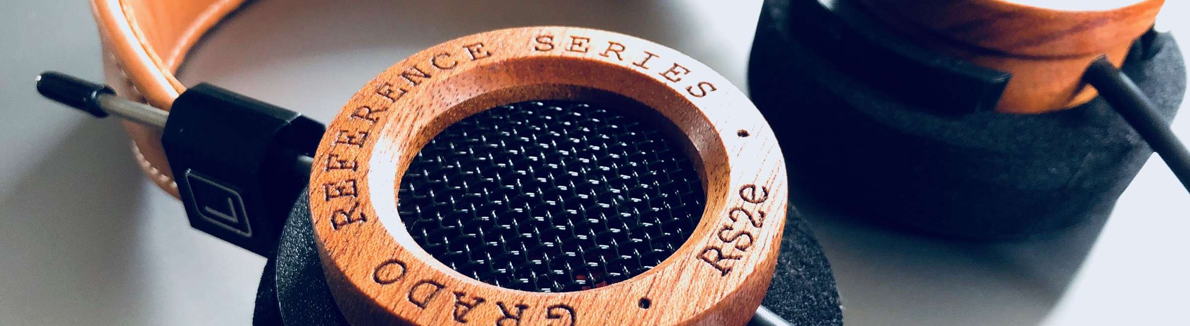 GRADO RS2E REFERENCE SERIES HEADPHONES REVIEW